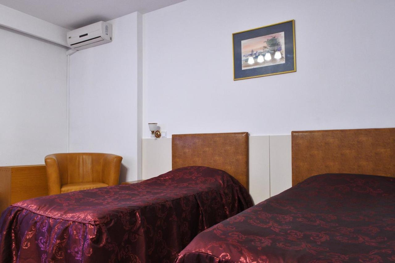 Hotel Select Τουλσέα Εξωτερικό φωτογραφία