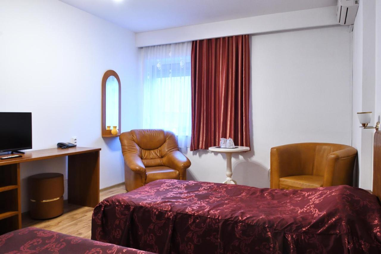 Hotel Select Τουλσέα Εξωτερικό φωτογραφία