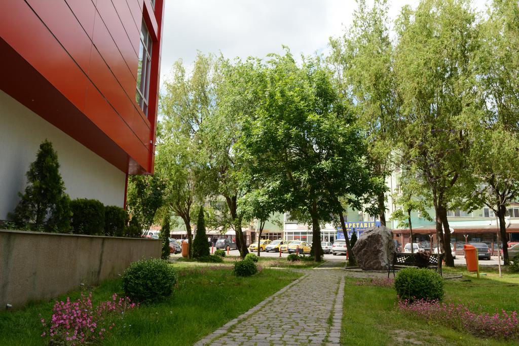 Hotel Select Τουλσέα Εξωτερικό φωτογραφία