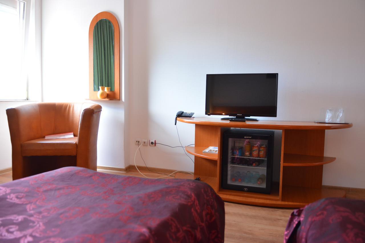 Hotel Select Τουλσέα Εξωτερικό φωτογραφία