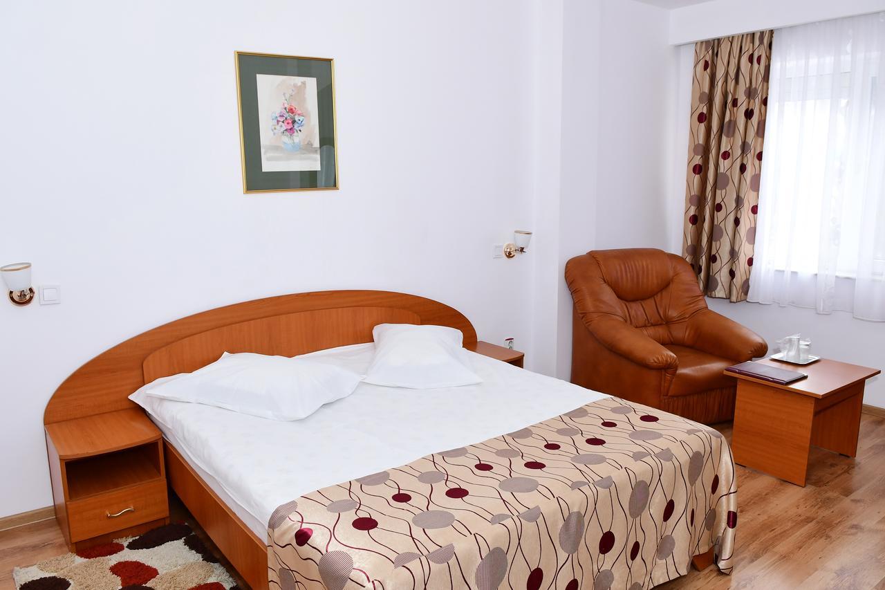 Hotel Select Τουλσέα Εξωτερικό φωτογραφία